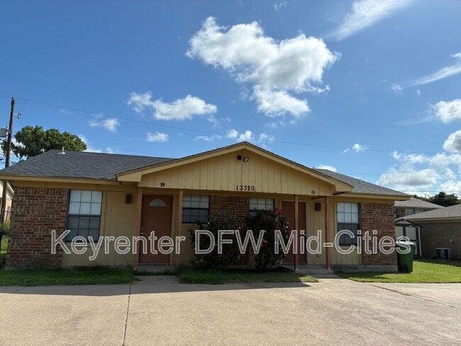 Building Photo - 13320 White Settlement Rd