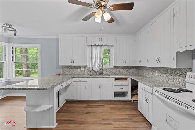 Photo - 1307 Ash Ln