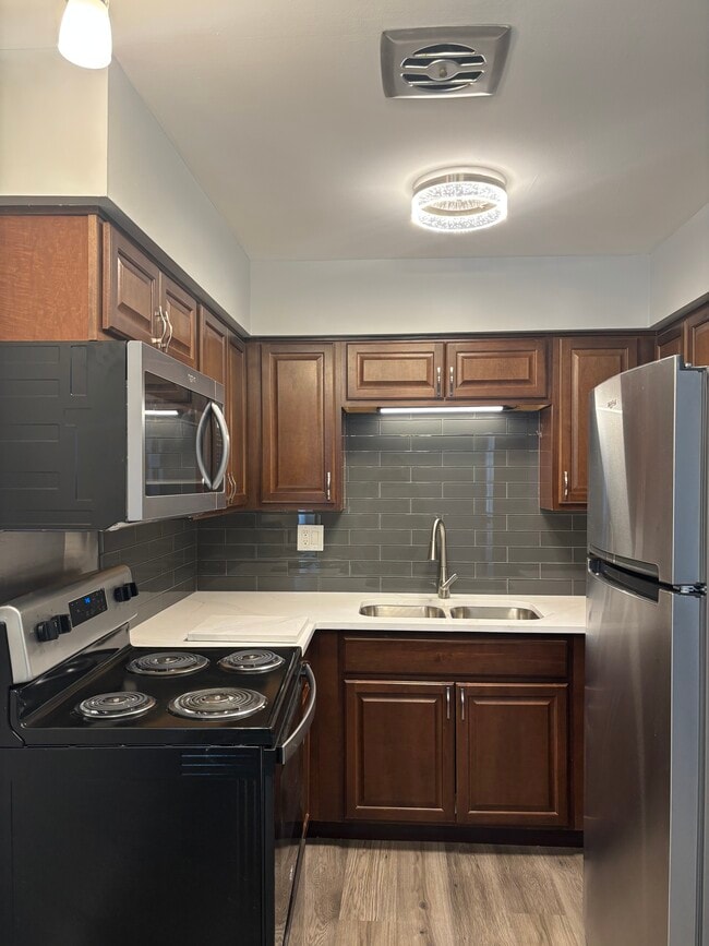 Photo - 7232 Randolph St Unidad 205