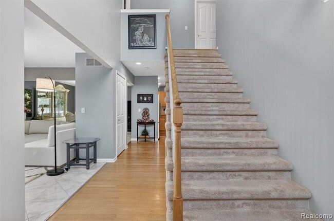 Photo - 2825 Long Meadow Ln