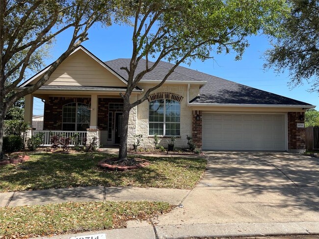 Photo - 10714 Barker Lake House