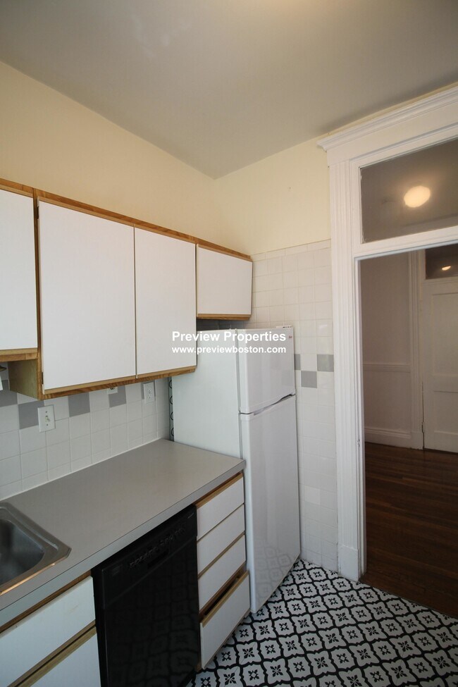 Photo - 199 Strathmore Rd Unidad 4