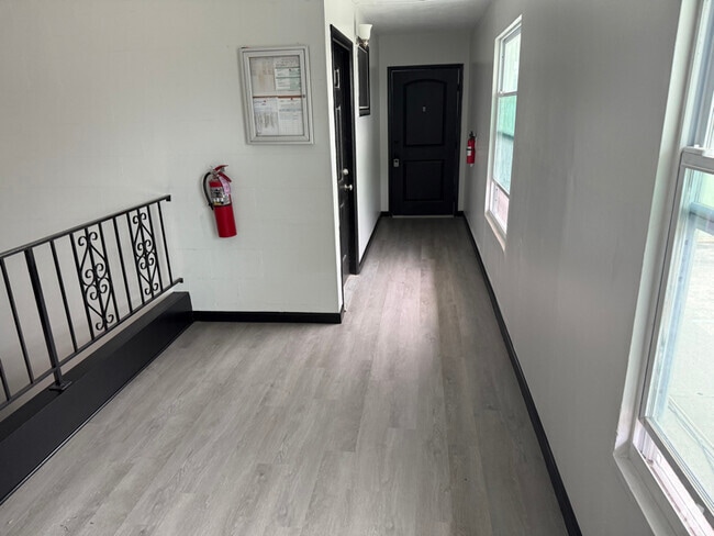 Building Photo - 2440 25th St N Rental
