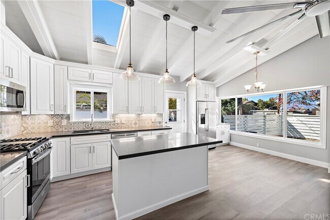 Photo - 26422 Via California Unit B