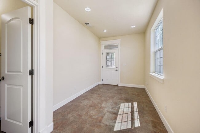 Photo - 1512-1514 Hartell Street - 1514 Hartell