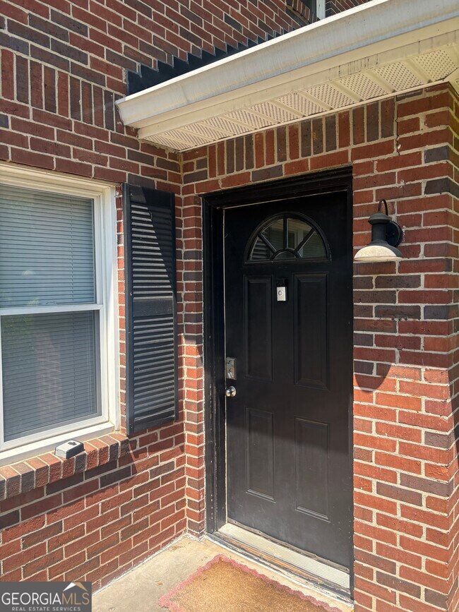 Photo - 1538 Beech Valley Way NE