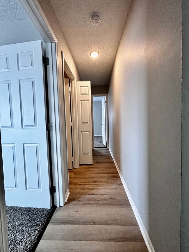 Photo - Newly Renovated 2 bedroom in Englewood! Unidad 521 Apt 4