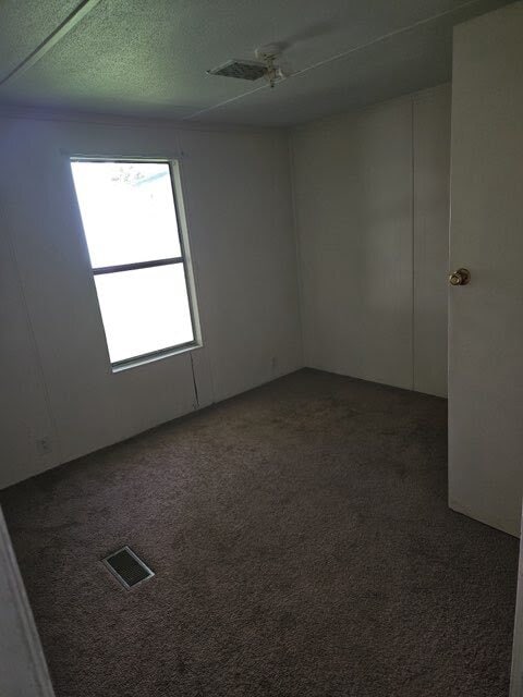 Photo - 609 Moates St