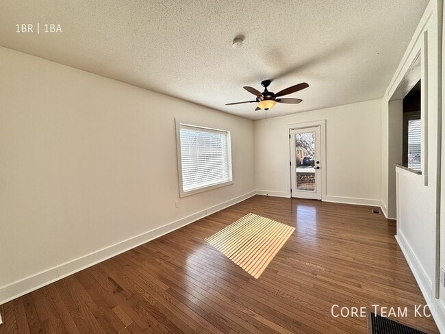 Photo - 4328 Roanoke Pkwy Unit 206