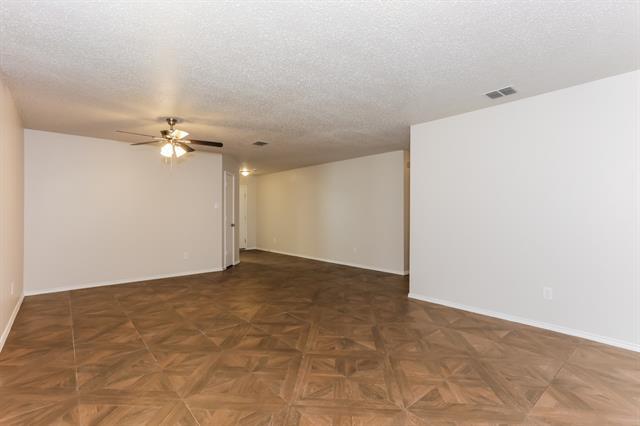 Photo - 2109 Doecrest Dr