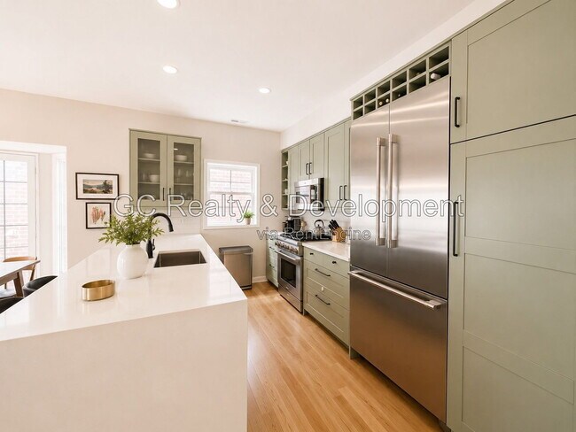 Photo - 1018 W Monroe St