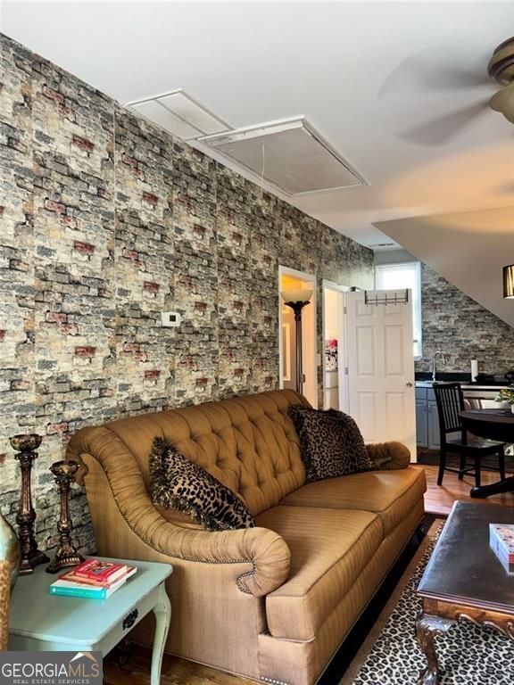 Photo - 118 Tarpon Trail SE