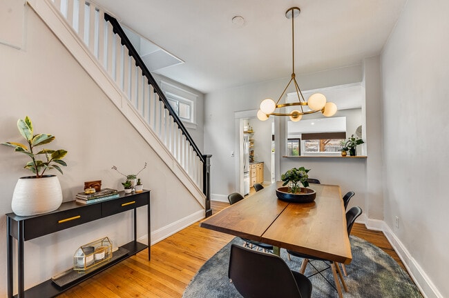 Photo - 2635 Bryant St