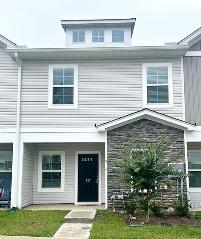 Building Photo - READY FOR YOU IN HARBISON GROVE Rental