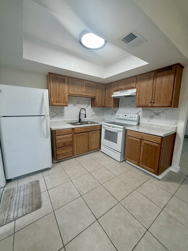 Photo - 337 SE 12th Ave