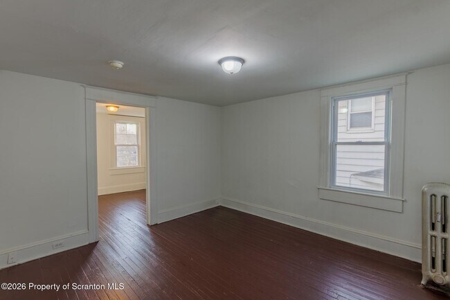 Photo - 623 E Elm St