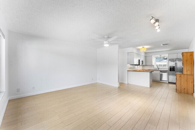 Photo - 7643 Overlook Rd