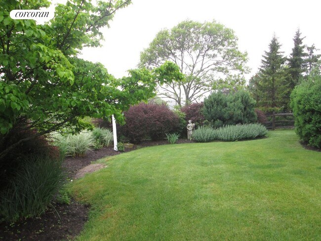 Photo - 46 S Dewey Pl