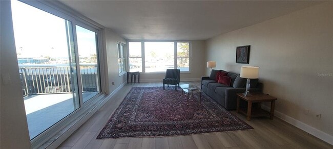 Photo - 632 Edgewater Dr Unit 235