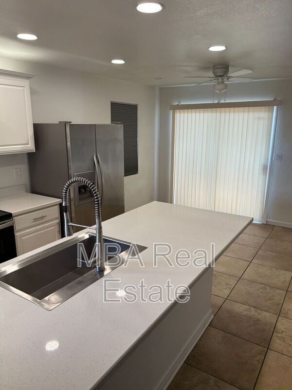 Photo - 20236 N 6th Dr Unit #4