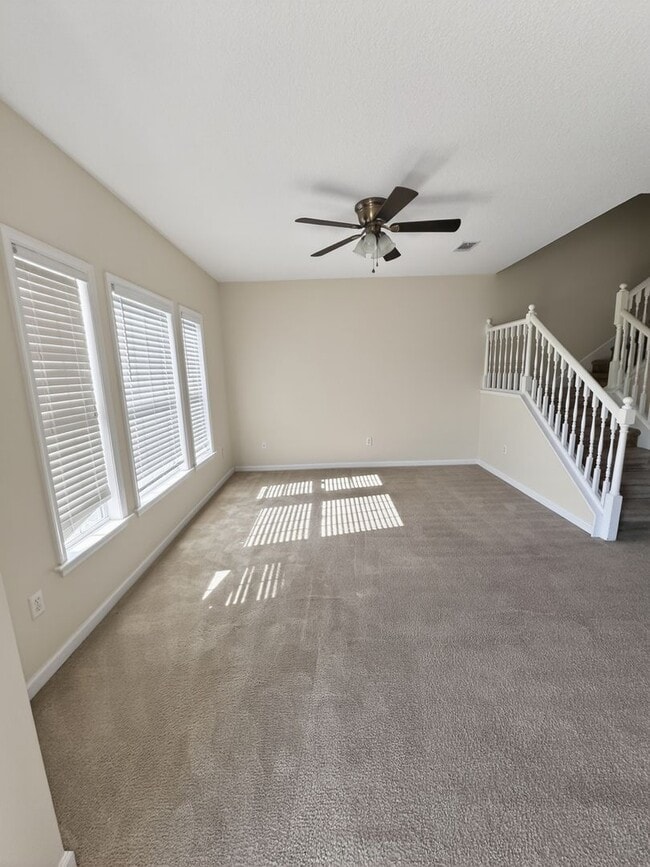 Photo - RATE DROP ALERT! (was $2100/month)