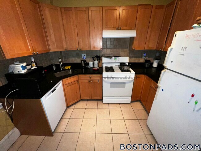 Photo - 1169 Commonwealth Ave Unit 3