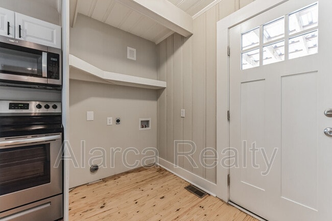 Photo - 1027 Briarhill Rd