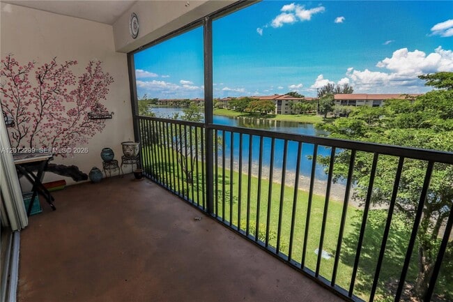 850 SW 138th Ave Unit 408D