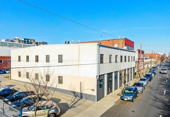 T and E Apartments