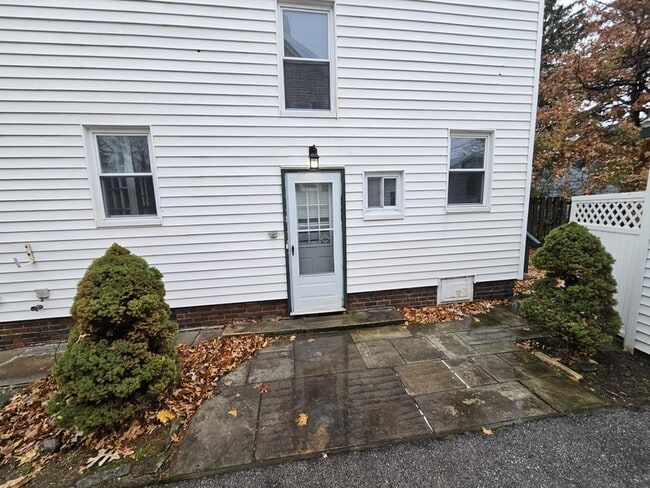 Photo - 3341 Hyde Park Ave