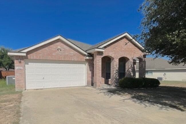 Ready For Move In - Large & Roomy 1 Story 4 Bed 2 Bath in NW San Antonio - Must See! - Ready For Move In - Large & Roomy 1 Story 4 Bed 2 Bath in NW San Antonio - Must See!