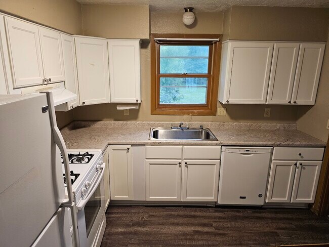 Photo - 531 Lakeshore Ct Casa Adosada