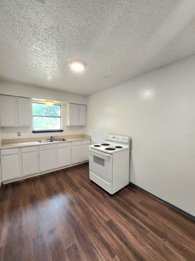 Photo - 4222 Bernice St Unit B