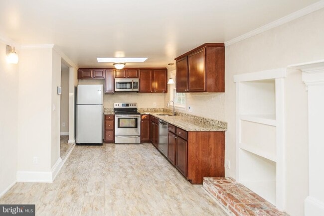 Photo - 8901 Beauchamp Dr