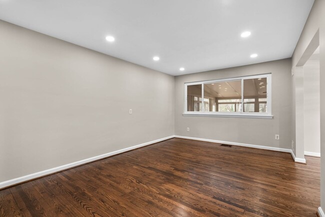 Photo - 4 Bed 3 Bath - Takoma Park Split Level - Move In Ready