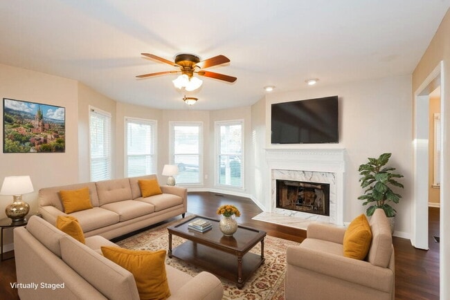 Photo - 1127 Cason Ln