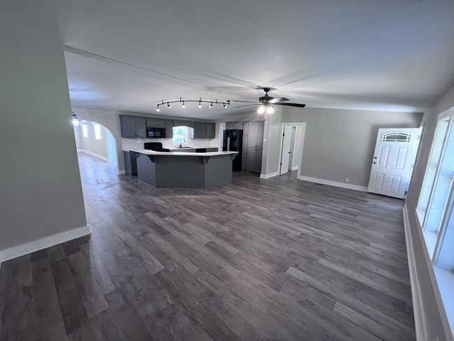 Photo - 2584 Black Jack Rd