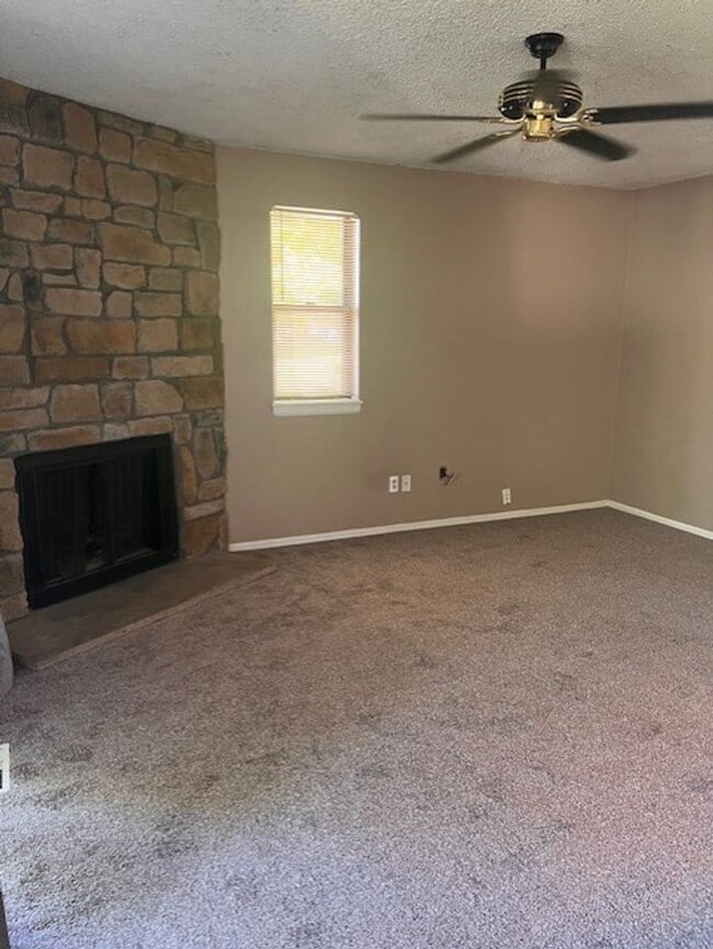 Photo - 1 Bedroom / 1 Bathroom Condo! Garage! Wash... Unit 104