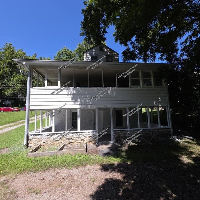 Photo - 425 N Morse Ave