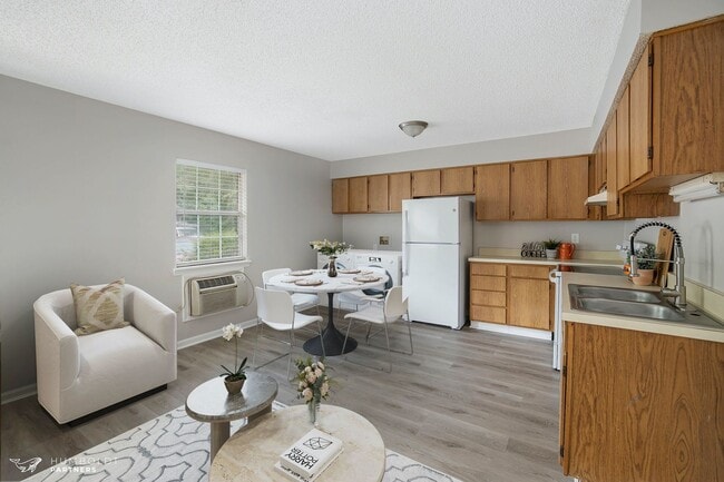 Residences At Humboldt Lake