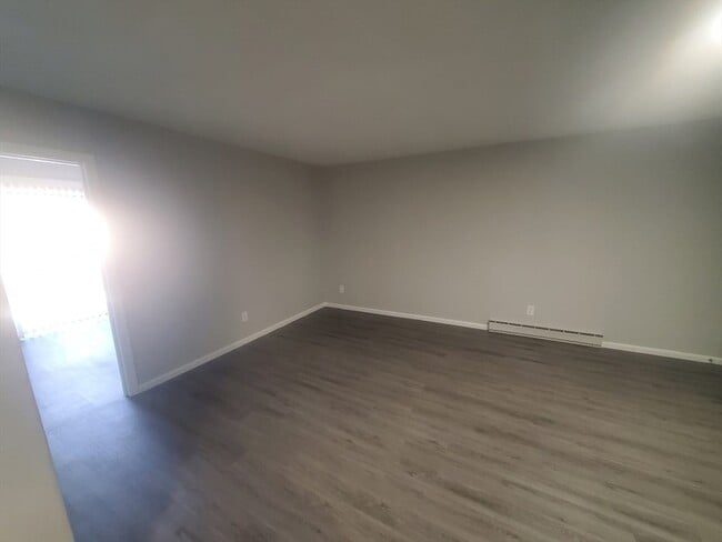 Photo - 760 Cummins Hwy Unit 26