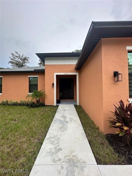 2167 Della Dr