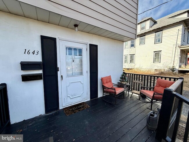 Photo - 1643 Pennington Rd