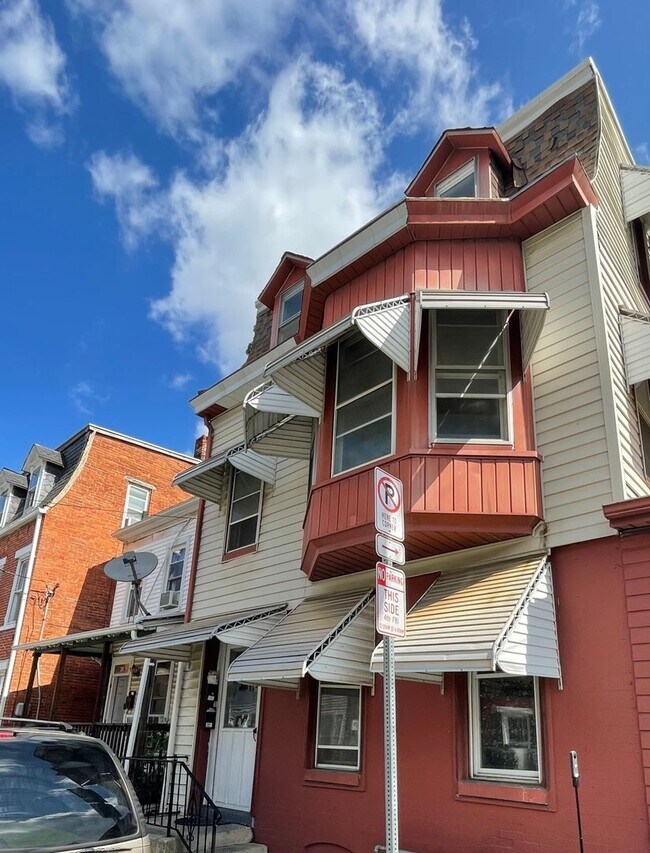 Photo - 37 N Franklin St Unidad APT# 2