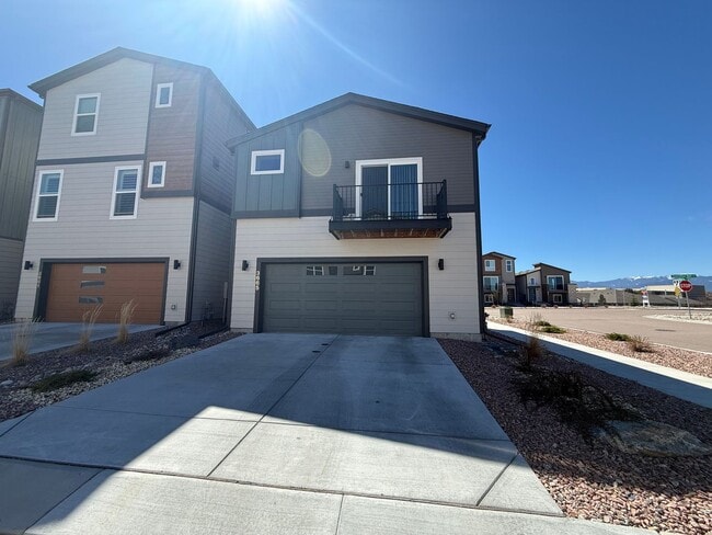 Photo - Low Maintenance Split Level Beauty 80922