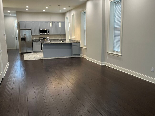Photo - 4459 Swan Ave - Sassafras Unit 4459
