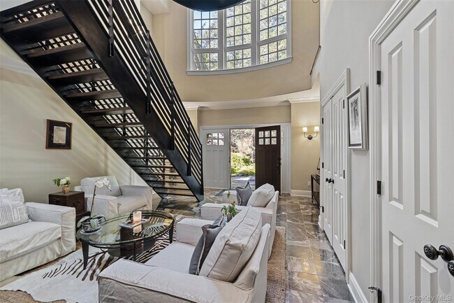 Photo - 12 Bishop Park Rd