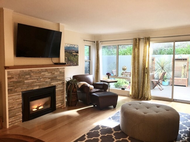 Building Photo - 5140 Diamond Heights Blvd Unit A103 Rental