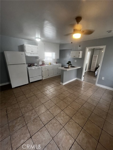 Building Photo - 4520 Normandie Ave