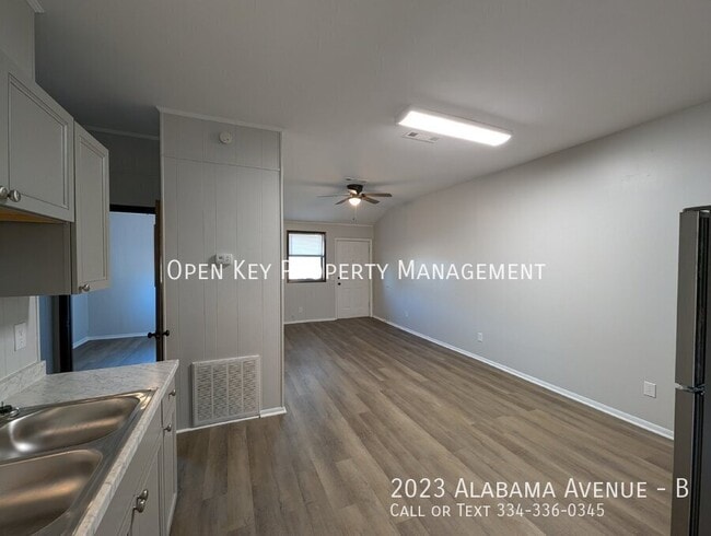 Photo - 2023 Alabama Ave Unit B